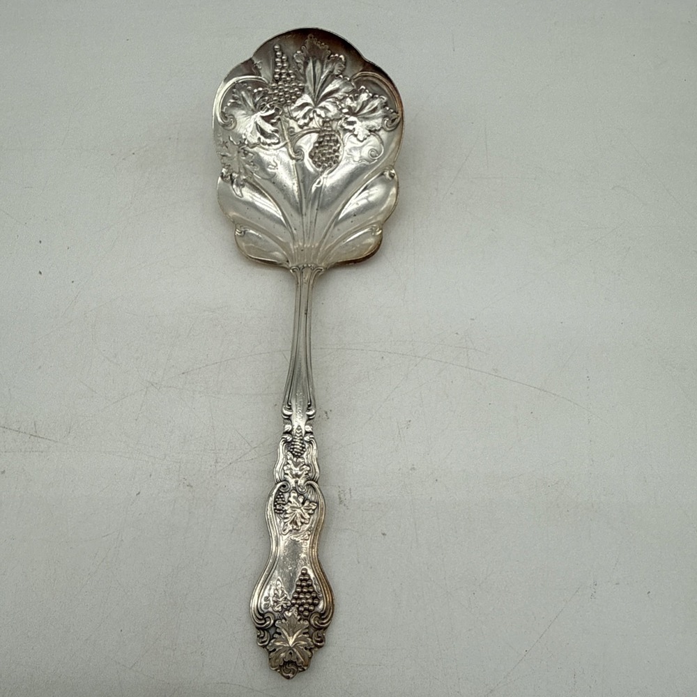 Roger & Bros Grape Pattern Triple Plate Flatware 9" Large Serving Spoon Pat.4.10